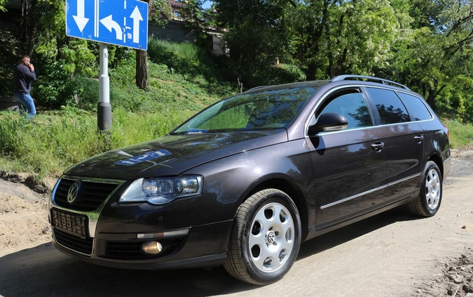 Volkswagen Passat cena 19999 przebieg: 199000, rok produkcji 2010 z Jastrzębie-Zdrój małe 79